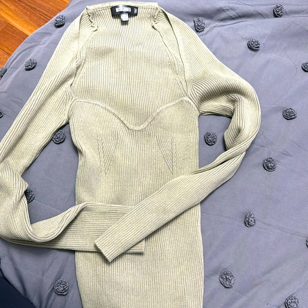 Sweetheart sweater top